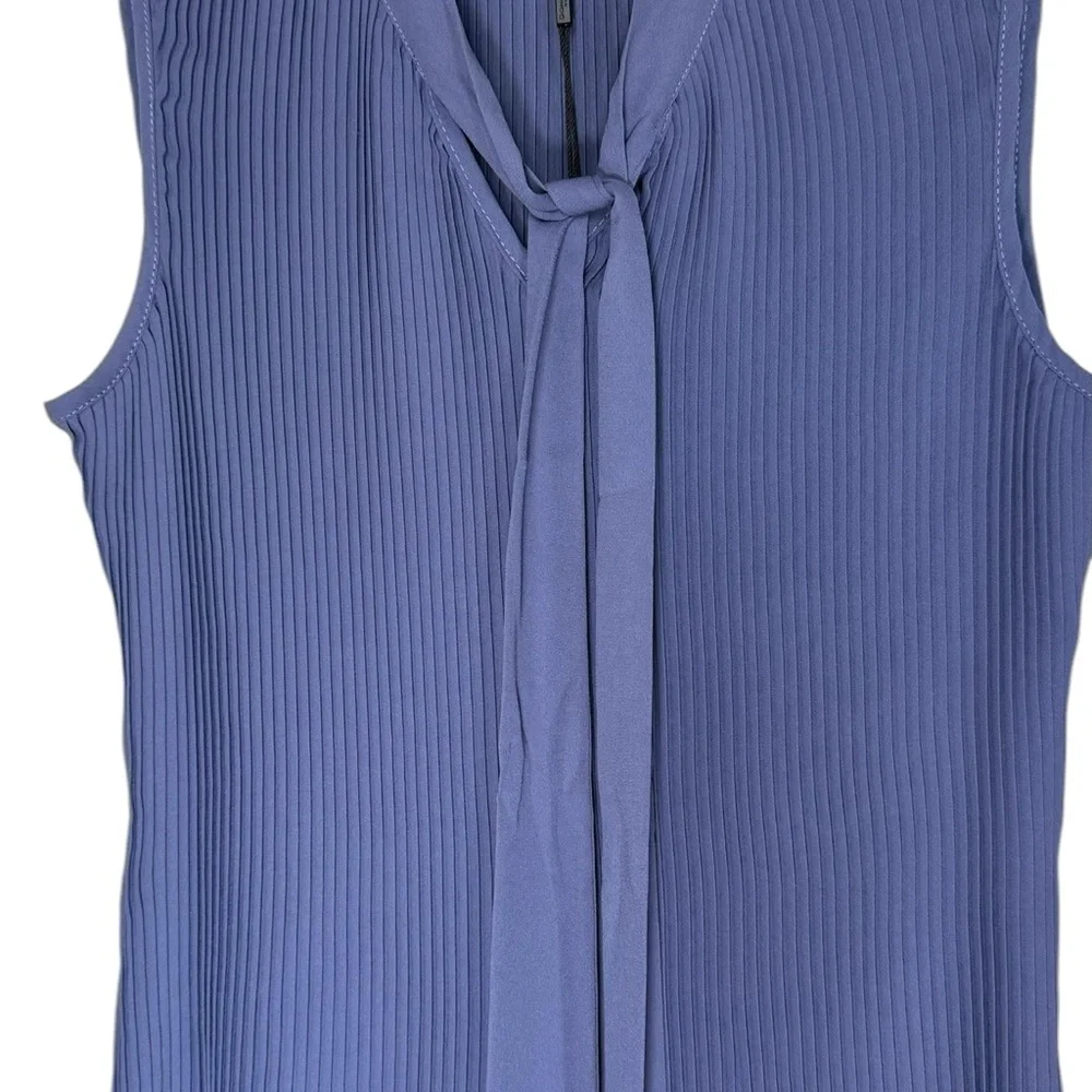 Donna Karan New York  Women’s Sz L Sleeveless Pleated Tie Neck Top NWT - Picture 3 of 9